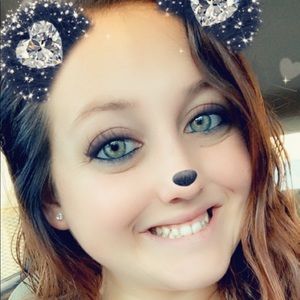 Meet your Posher, Kelsee